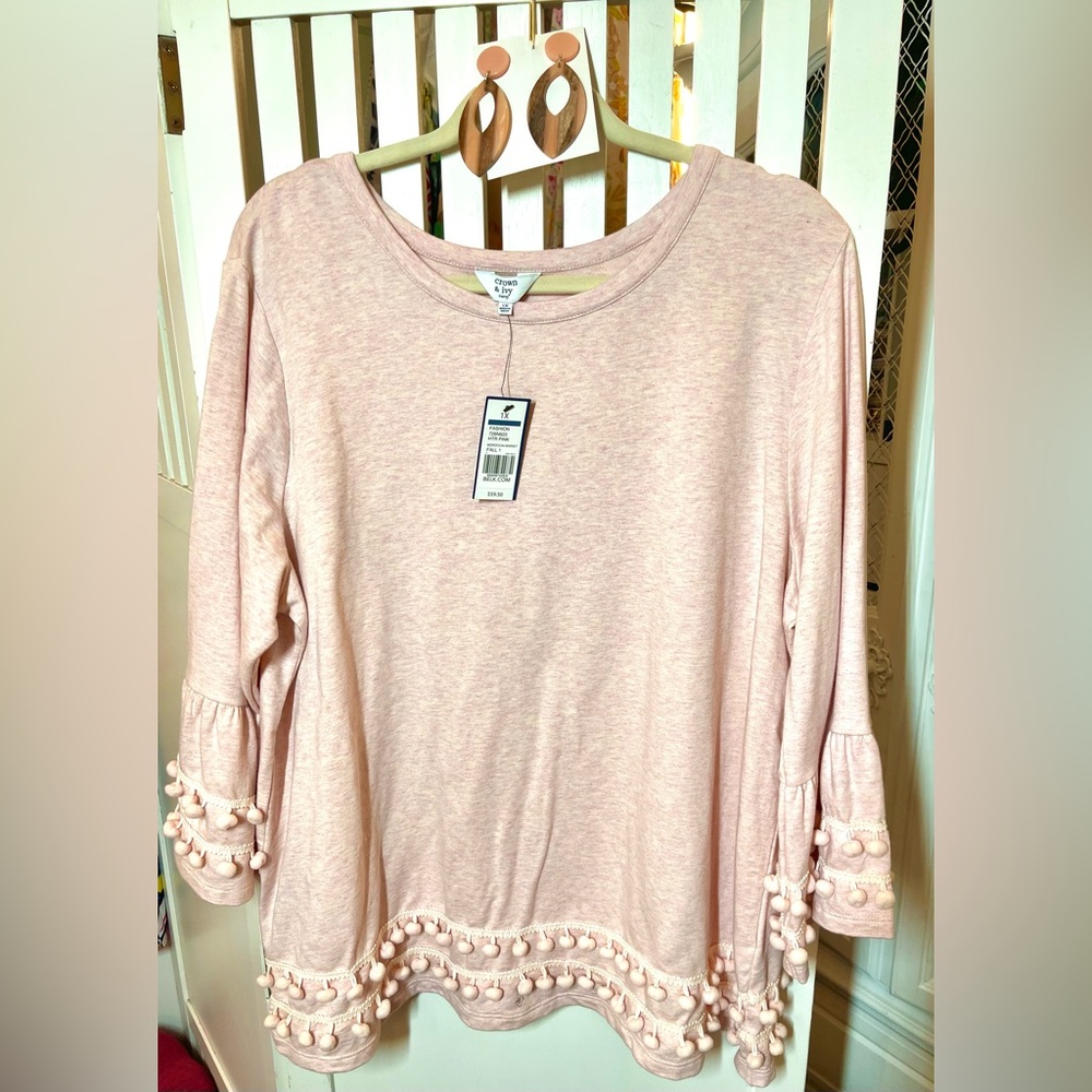 Cute heavy knit pink top with pompom fringe, matching earrings included